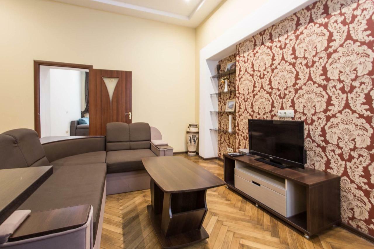 Odessa 3bedroom Deribas apartment Buitenkant foto