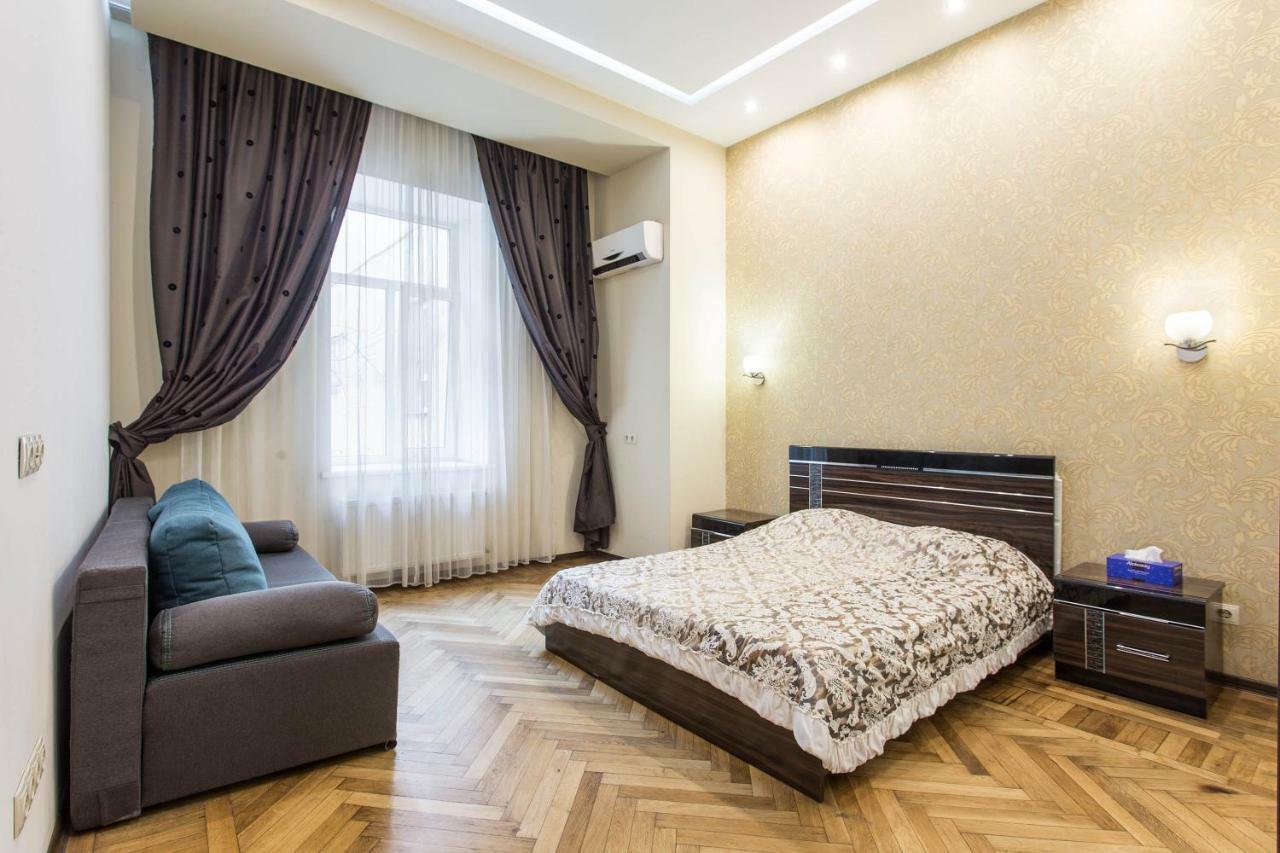 Odessa 3bedroom Deribas apartment Buitenkant foto